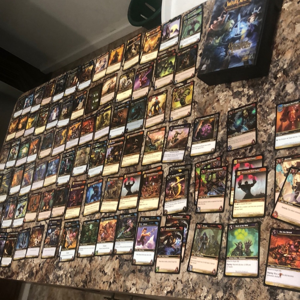 World of Warcraft trading card game heroes of Azeroth starter deck. 126 cards.